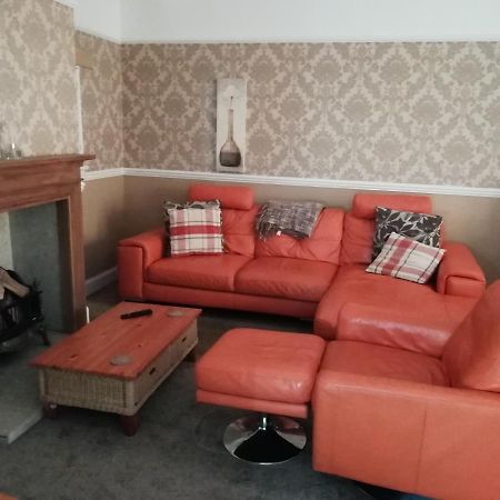 Carvetii - Halite House - 3 Bed House Sleeps Up To 5 People Apartment Tillicoultry Exterior photo