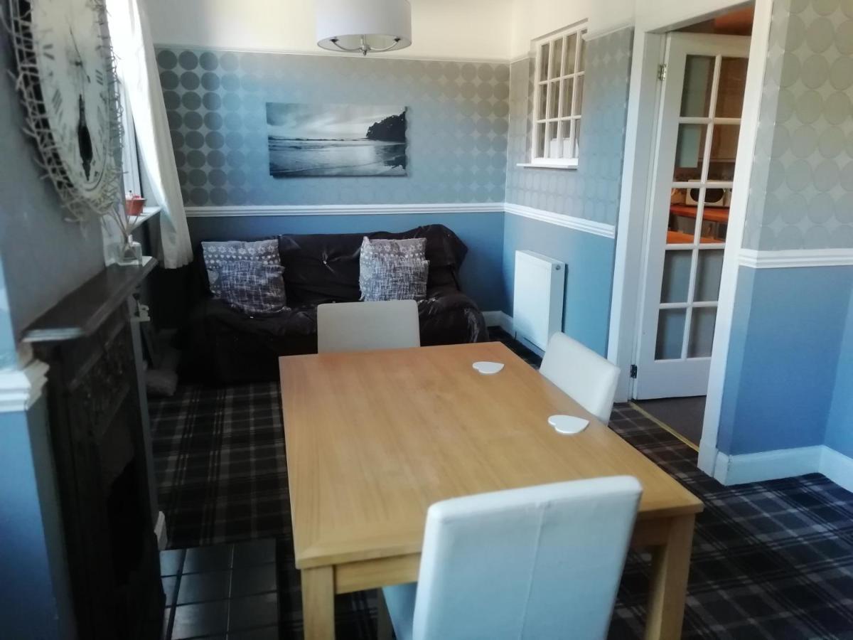 Carvetii - Halite House - 3 Bed House Sleeps Up To 5 People Apartment Tillicoultry Exterior photo